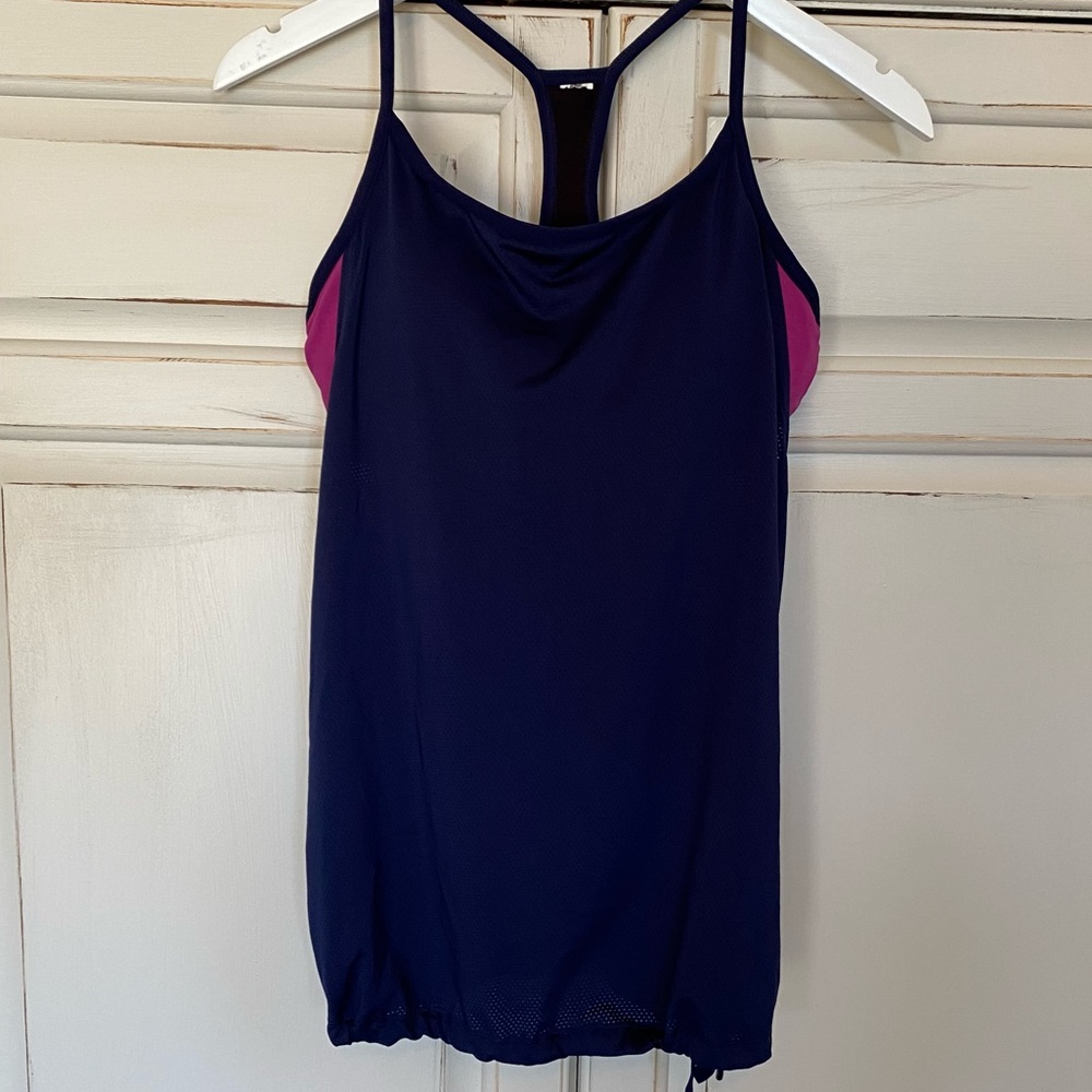 Fabletics Built in Padded Bra Razor Back Active Wear Tank Top Yoga Sz  Small